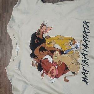 Disney Lion King Hakuna Matata sweater size Medium